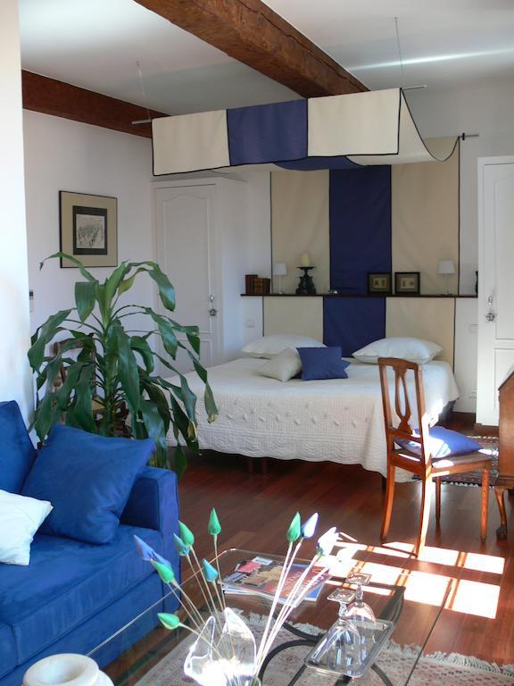 Maison D'Hote La Tourette Cucugnan Szoba fotó